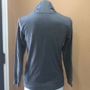 Quiksilver Shirts & Tops - Boys quicksilver thin hoodie Quiksilver Shirts & Tops - Boys quicksilver thin hoodie
